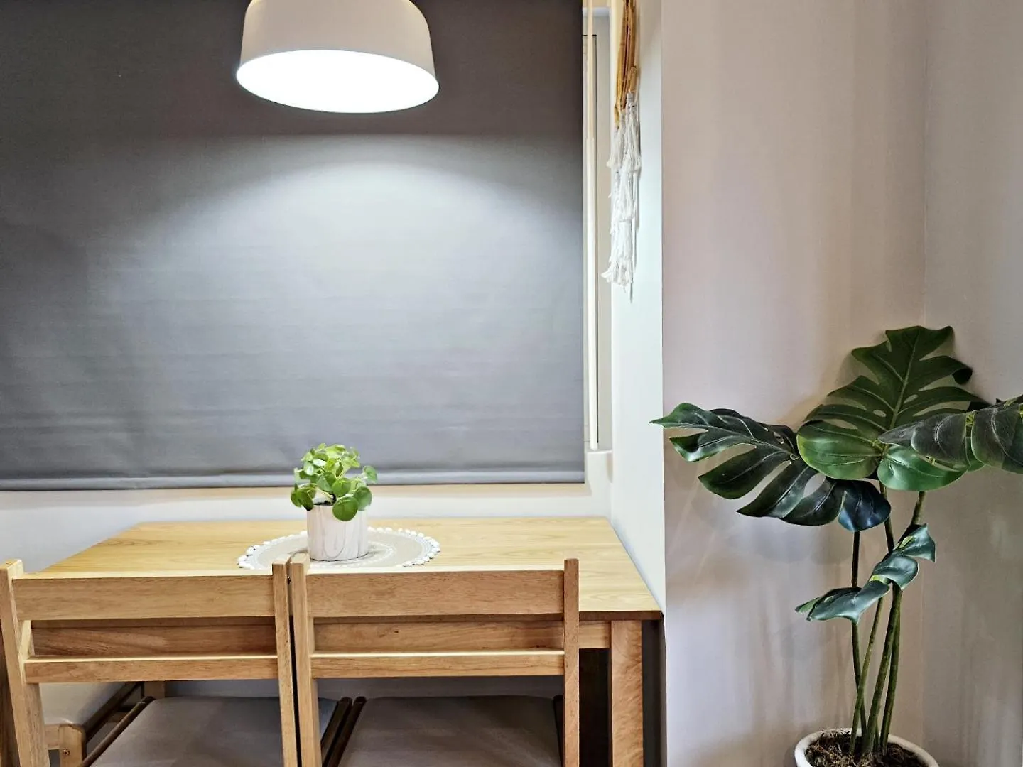 Apartment Stylish And Spacious Studio Unit In Makati With Fast Wi-Fi Philippines